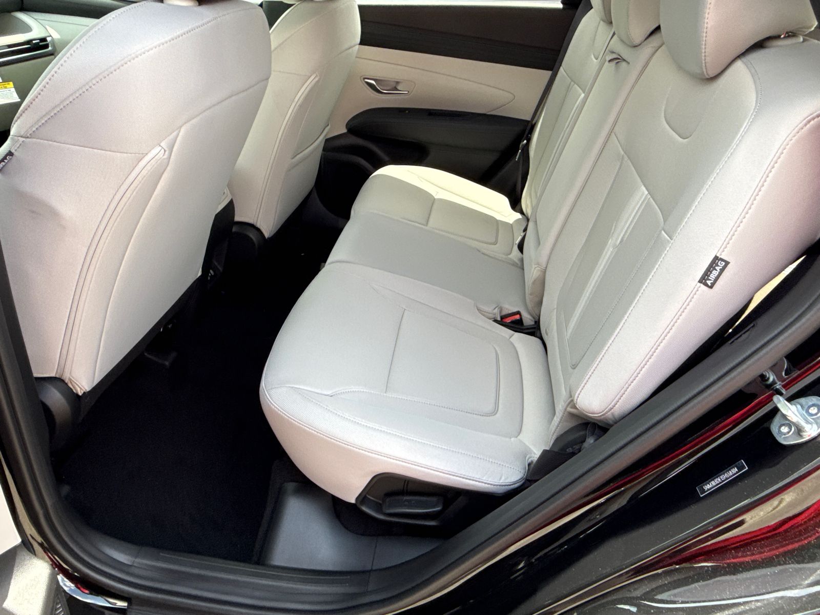 Vehicle image 21 of 40