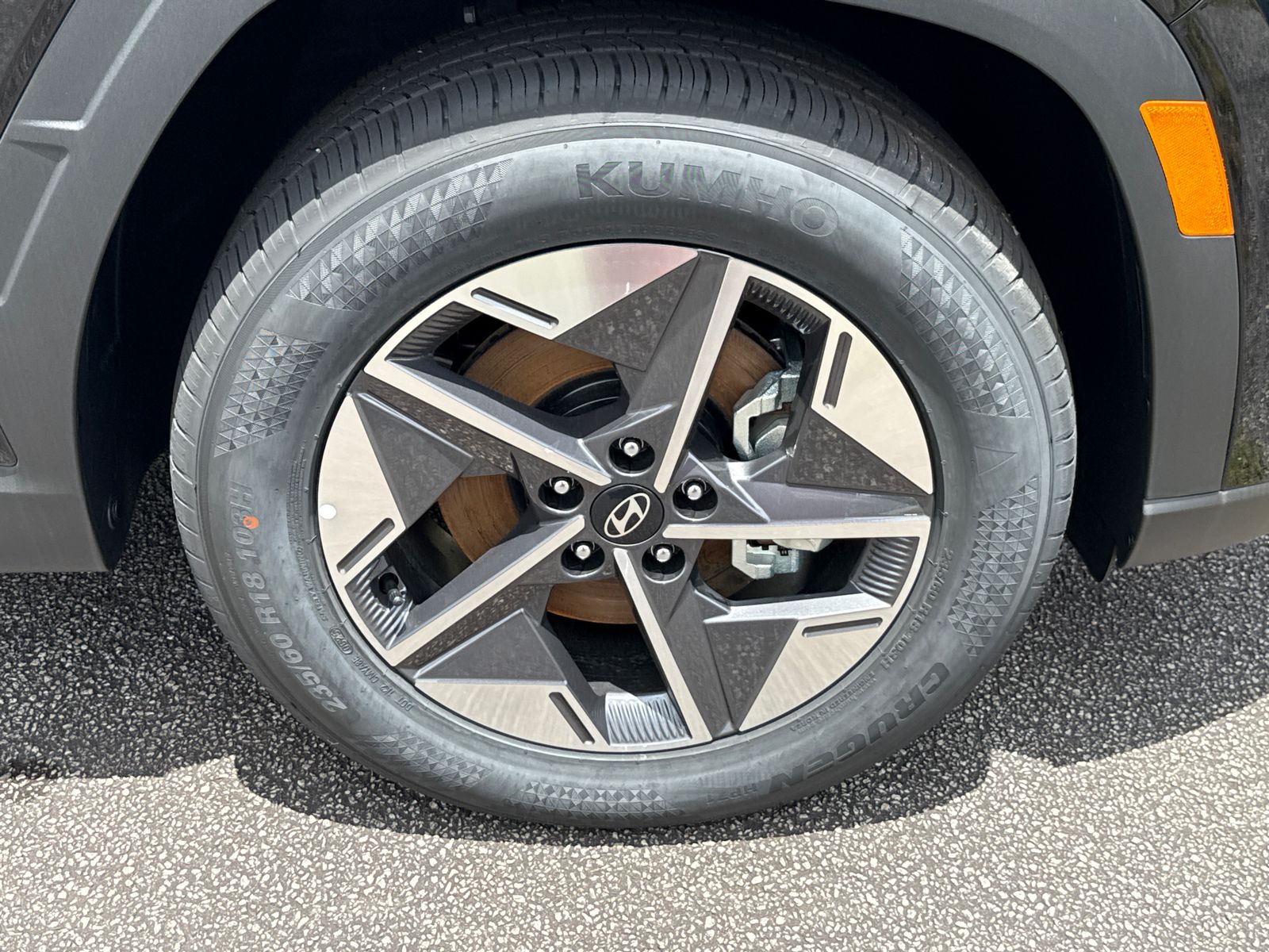 Vehicle image 12 of 40