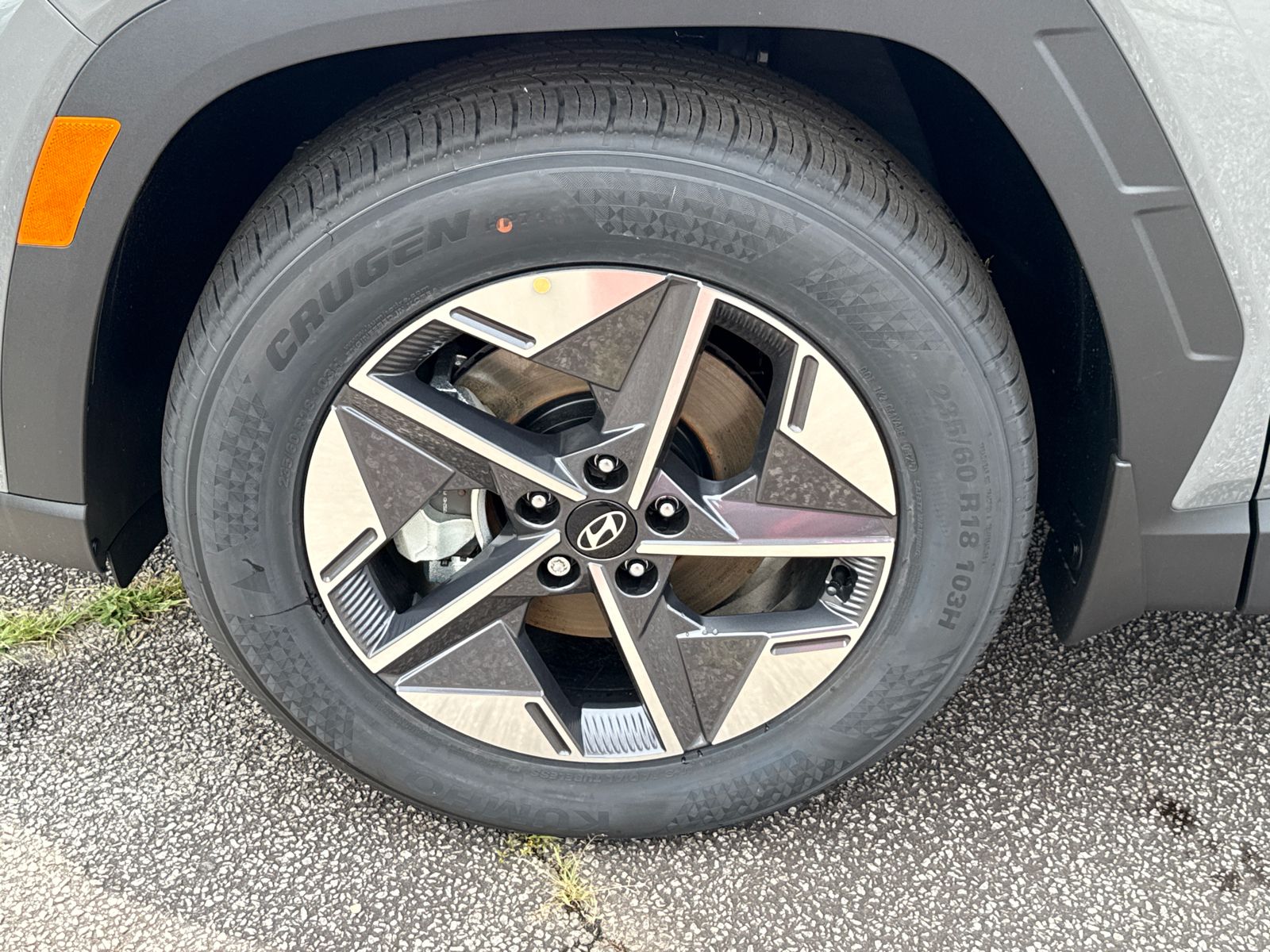 Vehicle image 11 of 40
