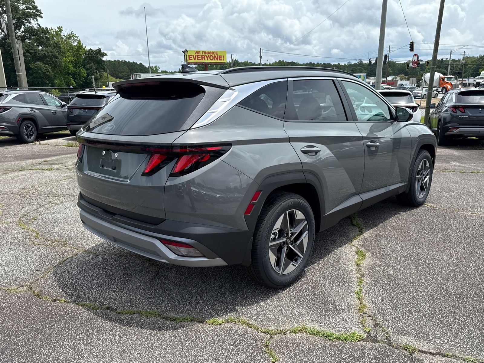 Vehicle image 5 of 40