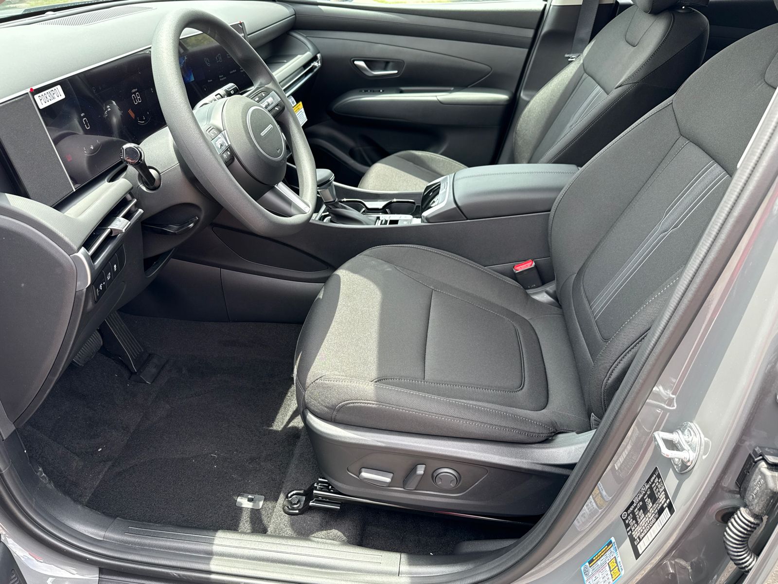 Vehicle image 9 of 40