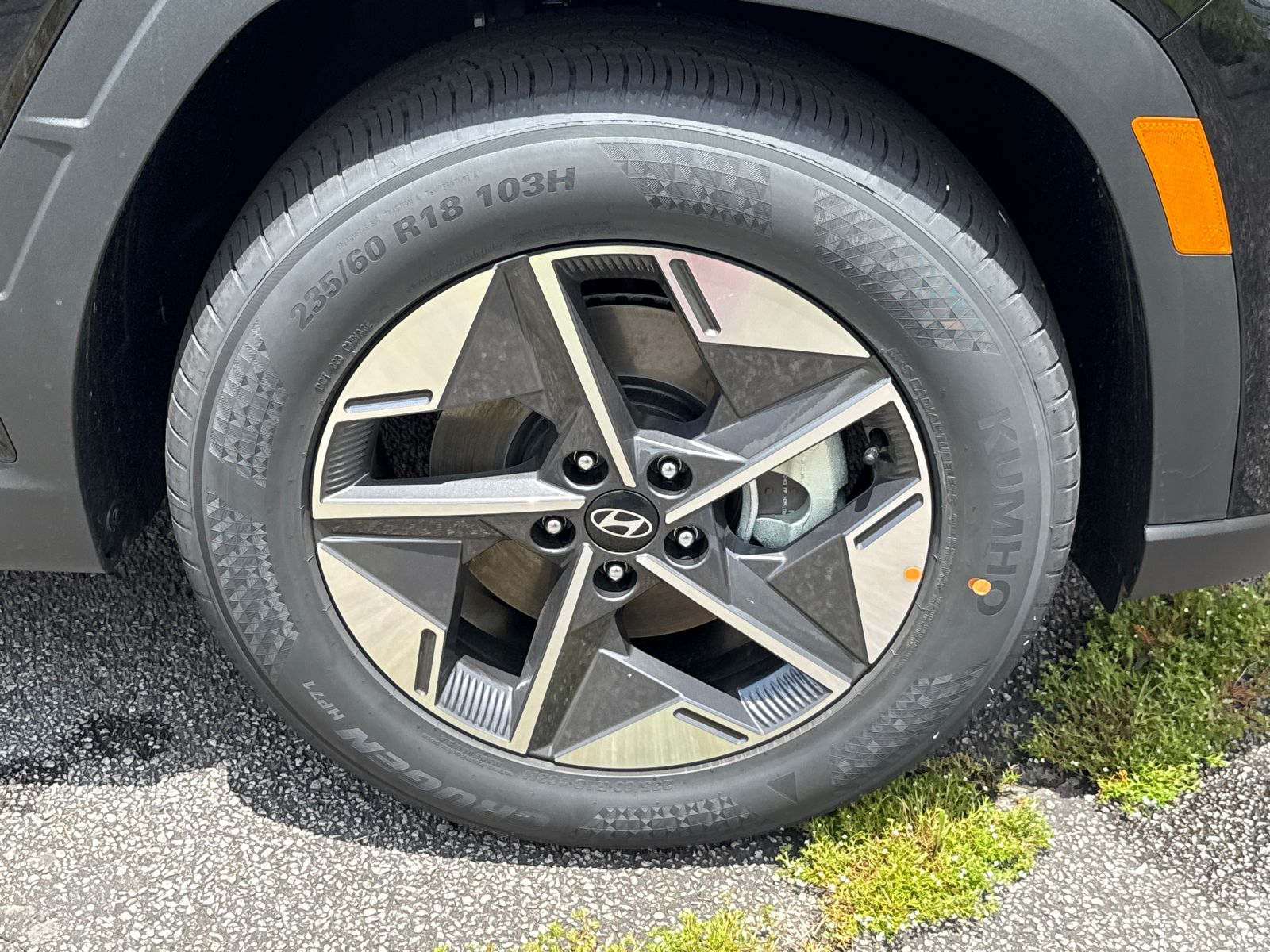 Vehicle image 12 of 40