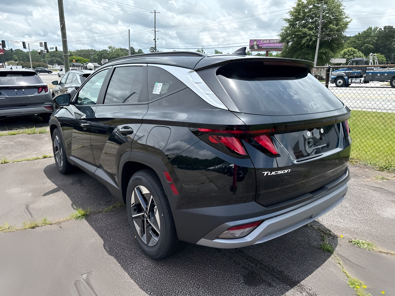 Vehicle image 39 of 40