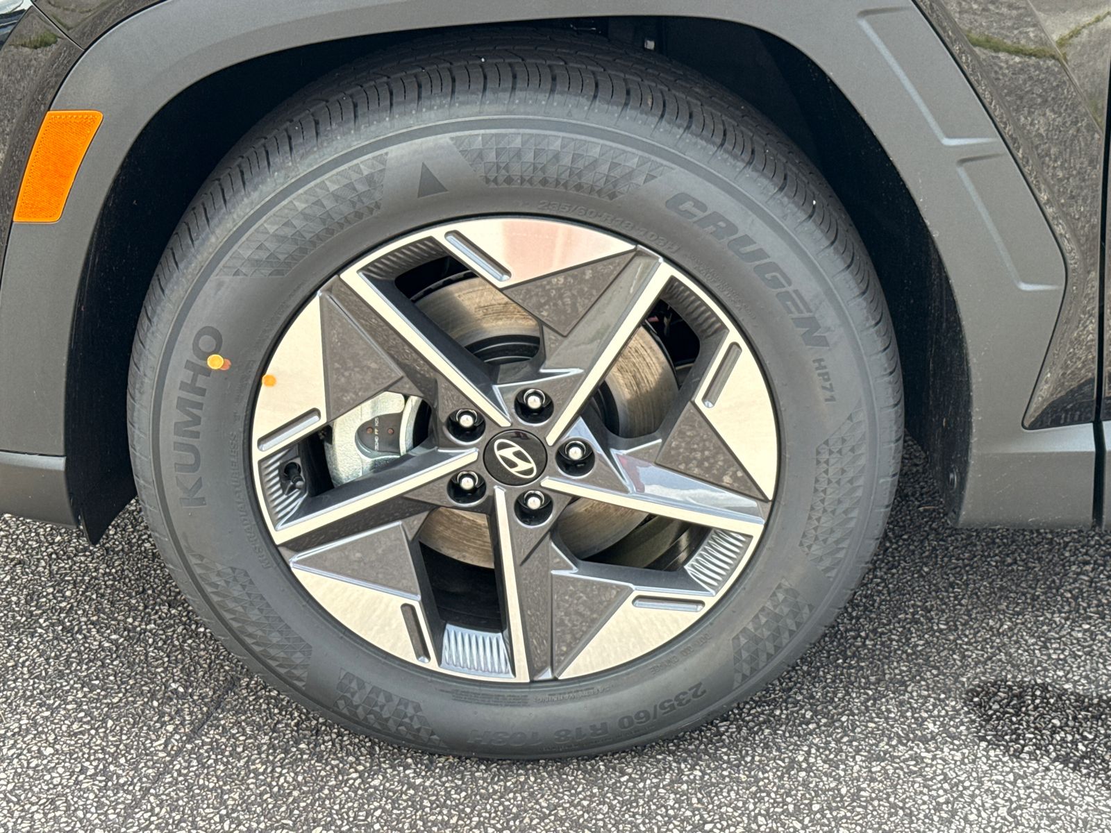 Vehicle image 11 of 40