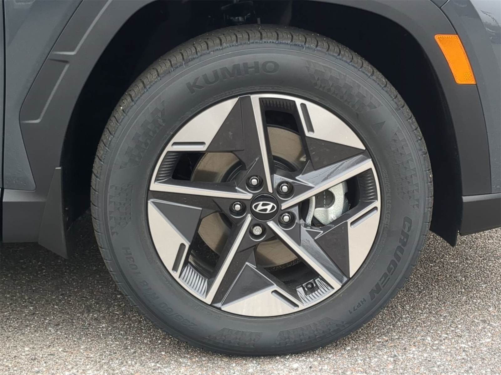 Vehicle image 9 of 38