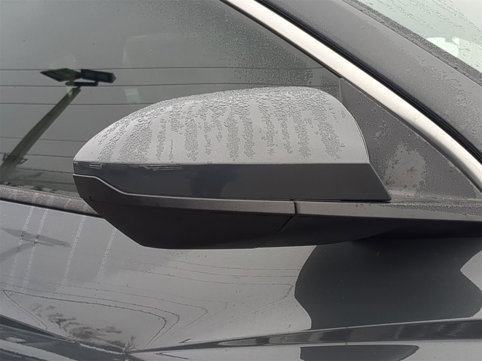 Vehicle image 29 of 38