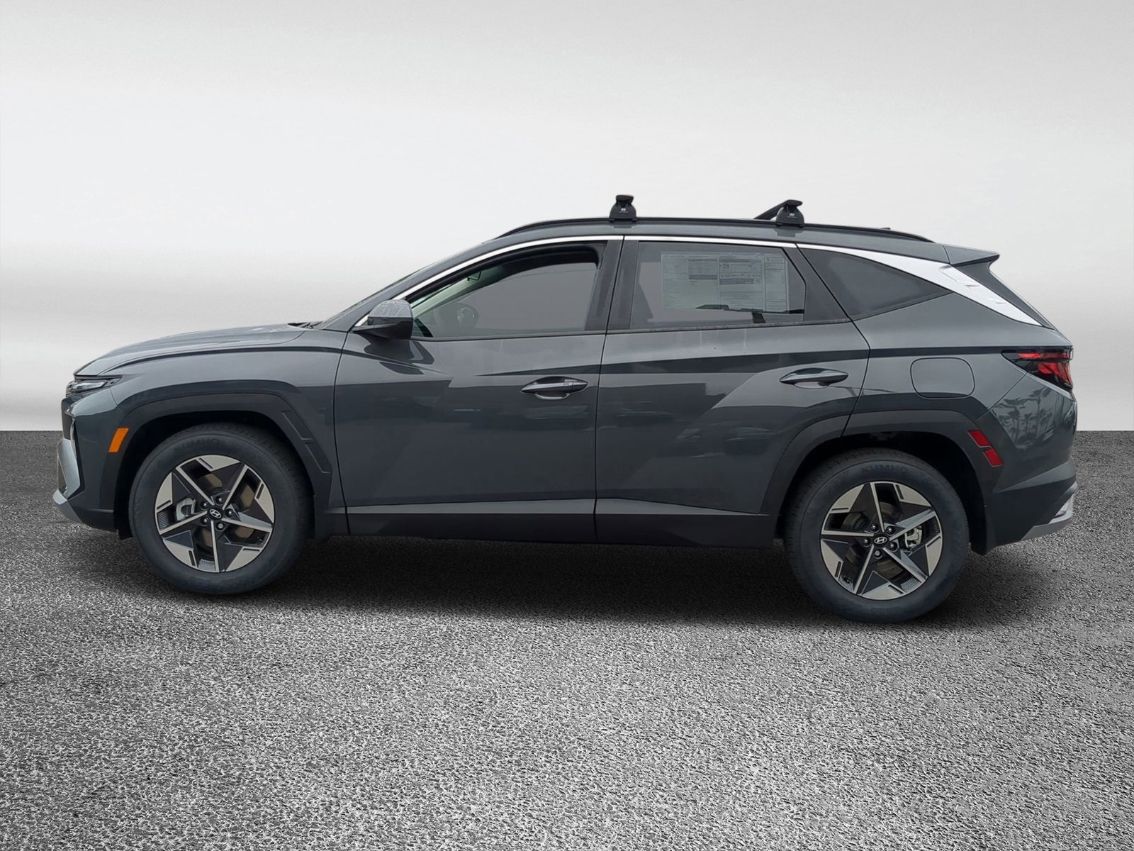 Vehicle image 8 of 38