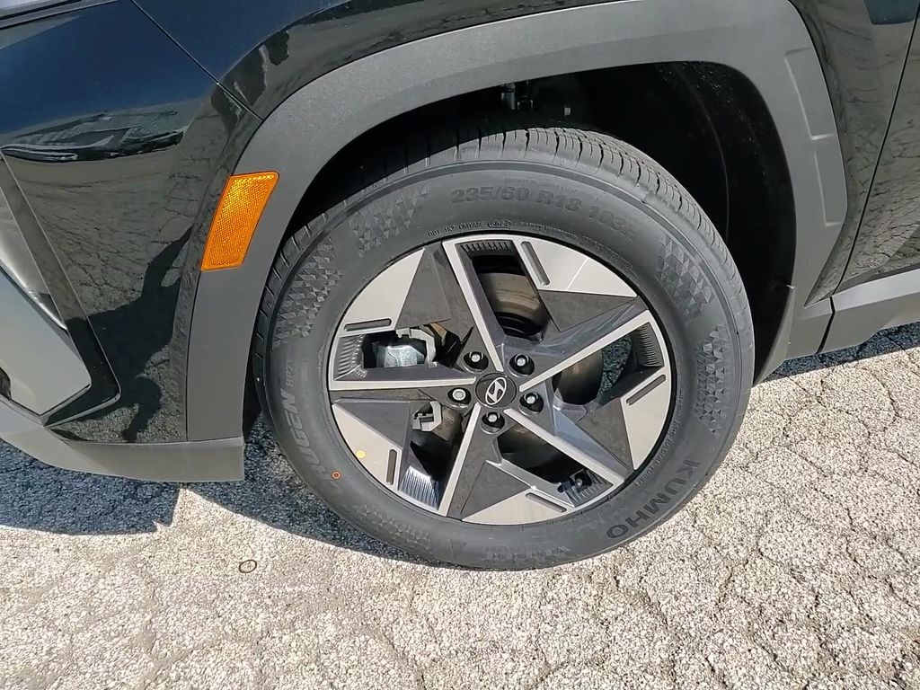 Vehicle image 10 of 24