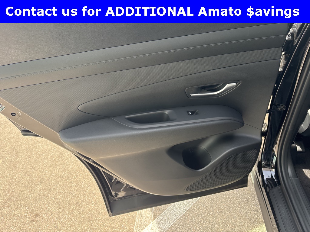 Vehicle image 21 of 27