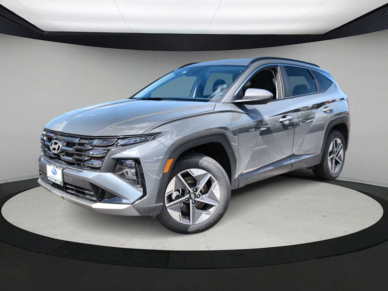 2025 Hyundai Tucson SEL Image 2 of 32