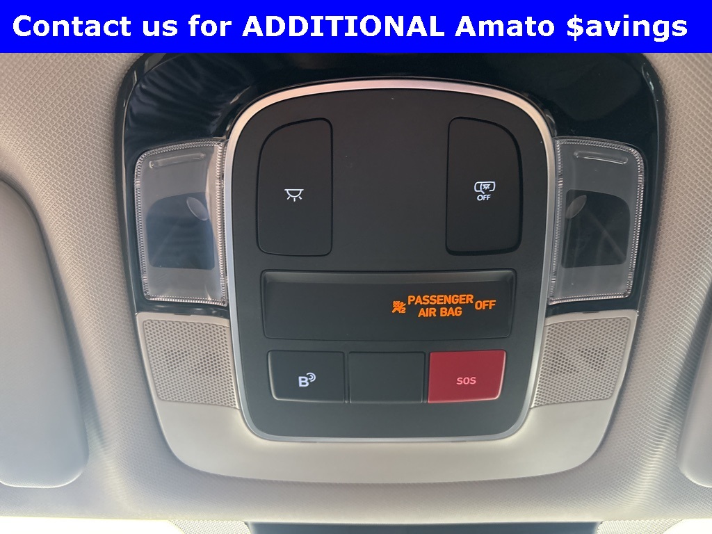 Vehicle image 24 of 32