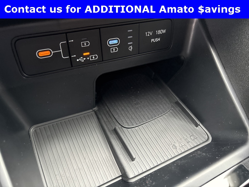 Vehicle image 18 of 32
