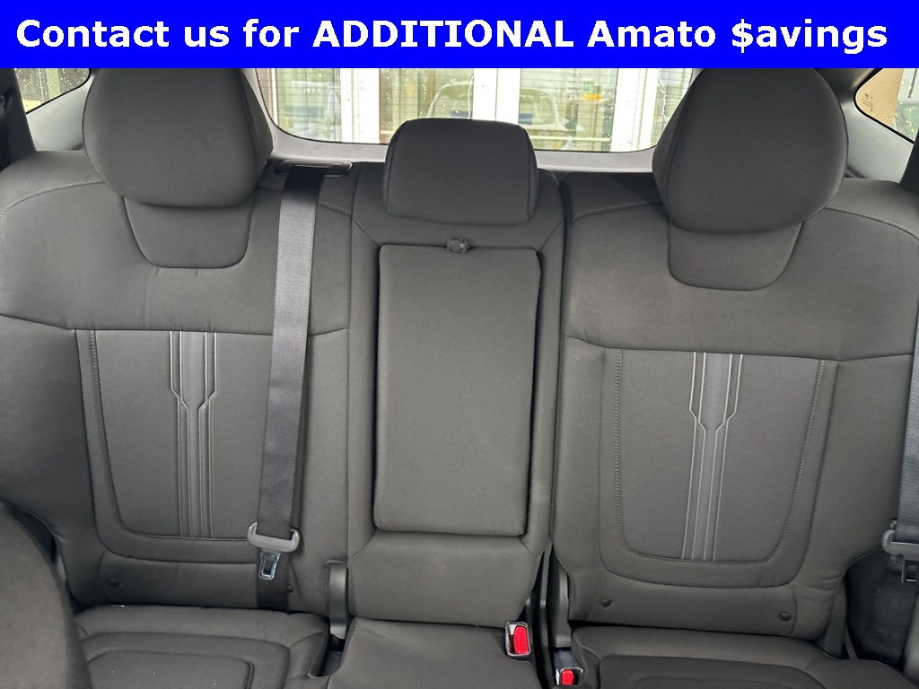 Vehicle image 9 of 32
