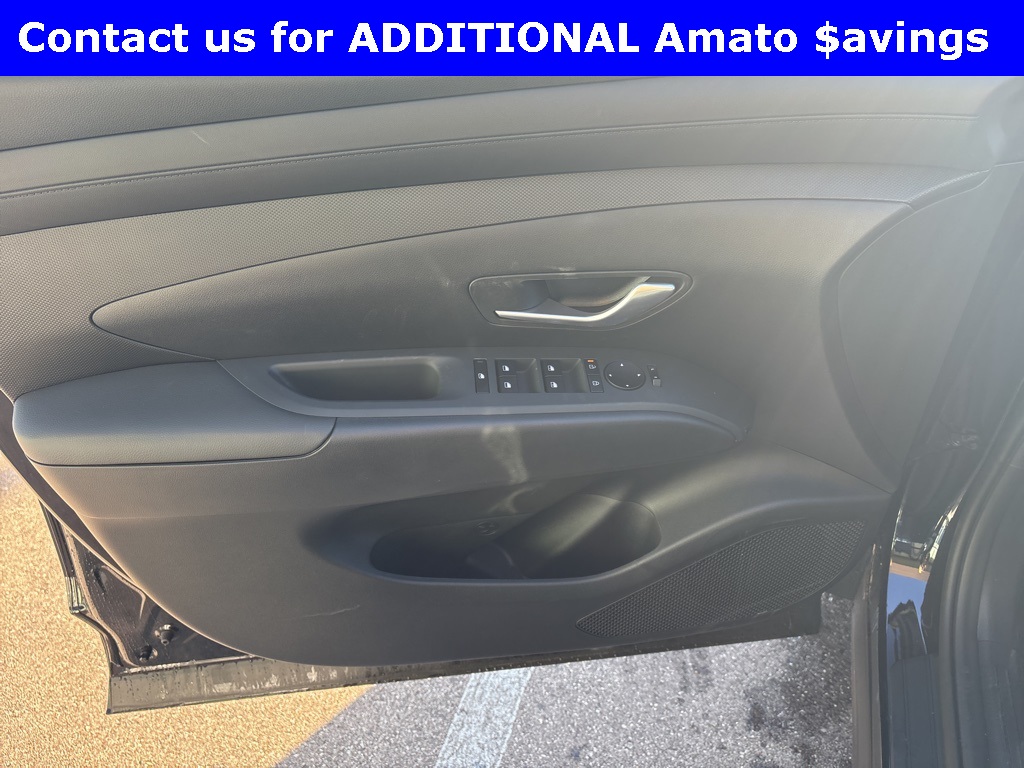 Vehicle image 12 of 27