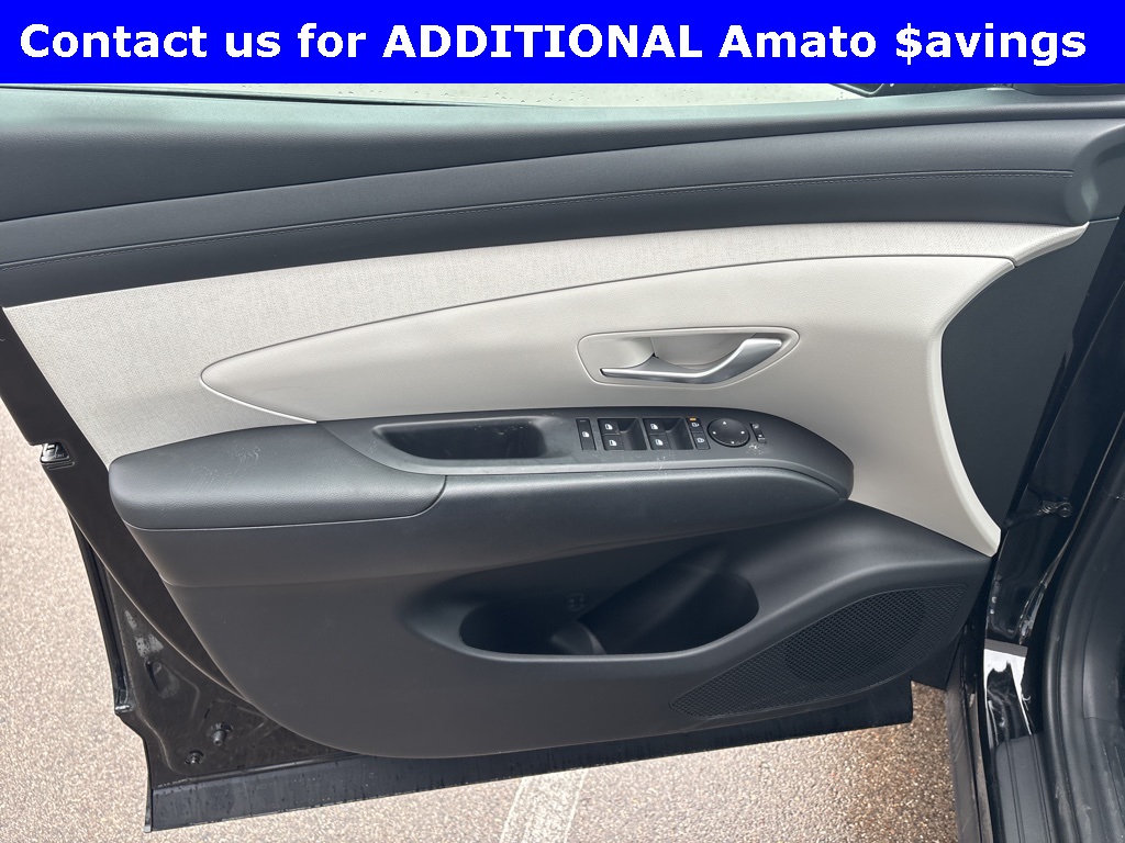 Vehicle image 12 of 27