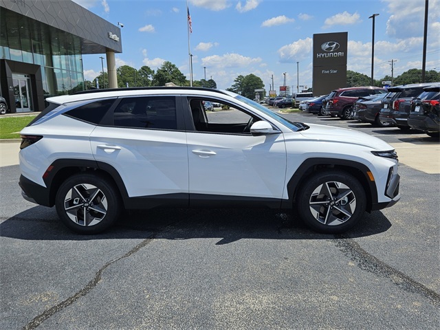 2025 Hyundai Tucson SEL Convenience Image 4 of 26