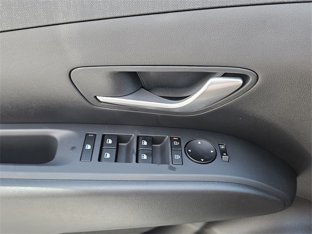 2025 Hyundai Tucson SEL Convenience Image 19 of 26