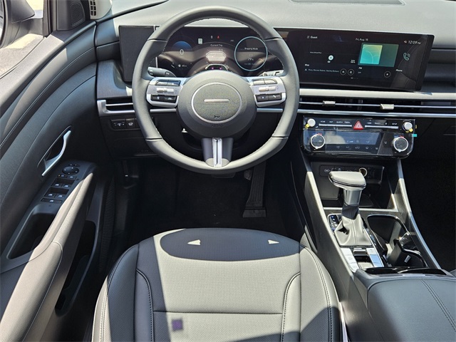 2025 Hyundai Tucson SEL Convenience Image 13 of 26