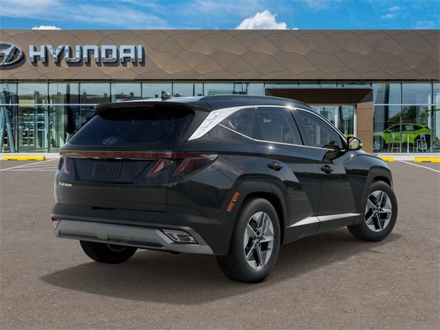 Vehicle image 5 of 24