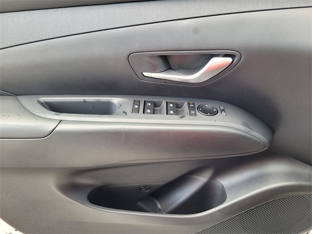 2025 Hyundai Tucson SEL Convenience Image 20 of 27