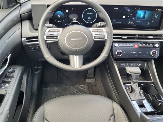 2025 Hyundai Tucson SEL Convenience Image 13 of 27