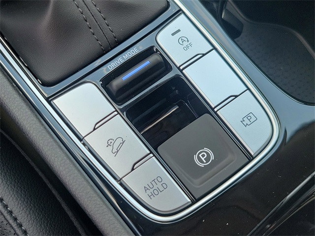 Vehicle image 27 of 37