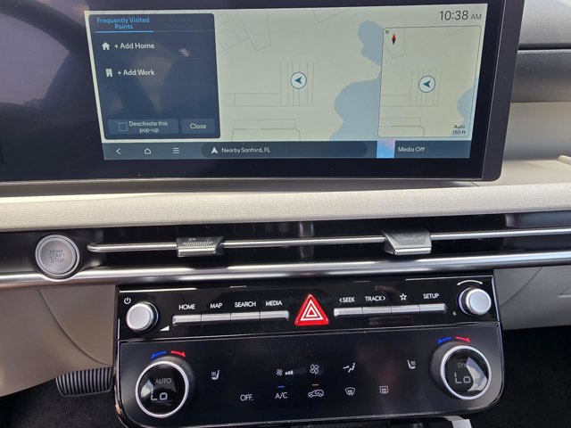 Vehicle image 20 of 32