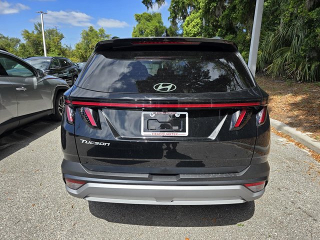Vehicle image 7 of 28