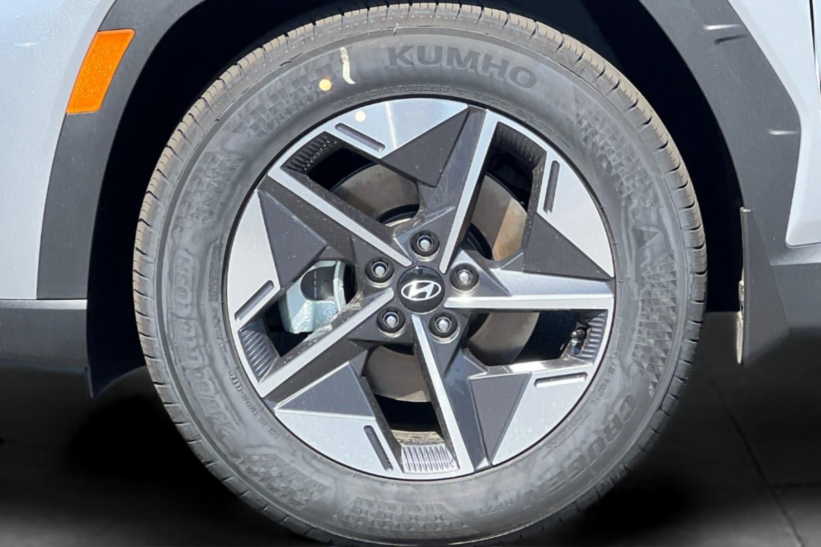 2025 Hyundai Tucson SEL Convenience Image 10 of 36