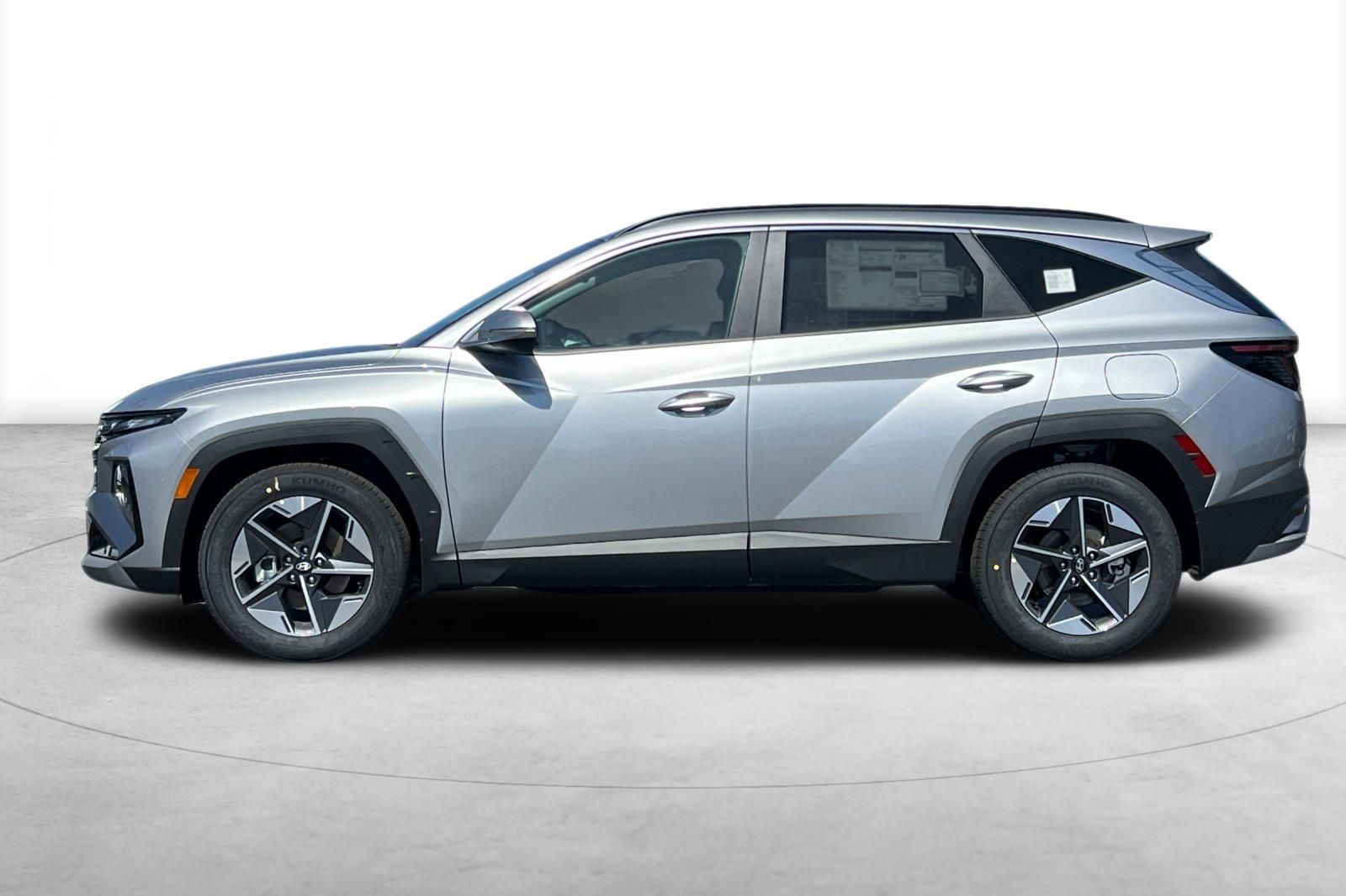 2025 Hyundai Tucson SEL Convenience Image 9 of 36