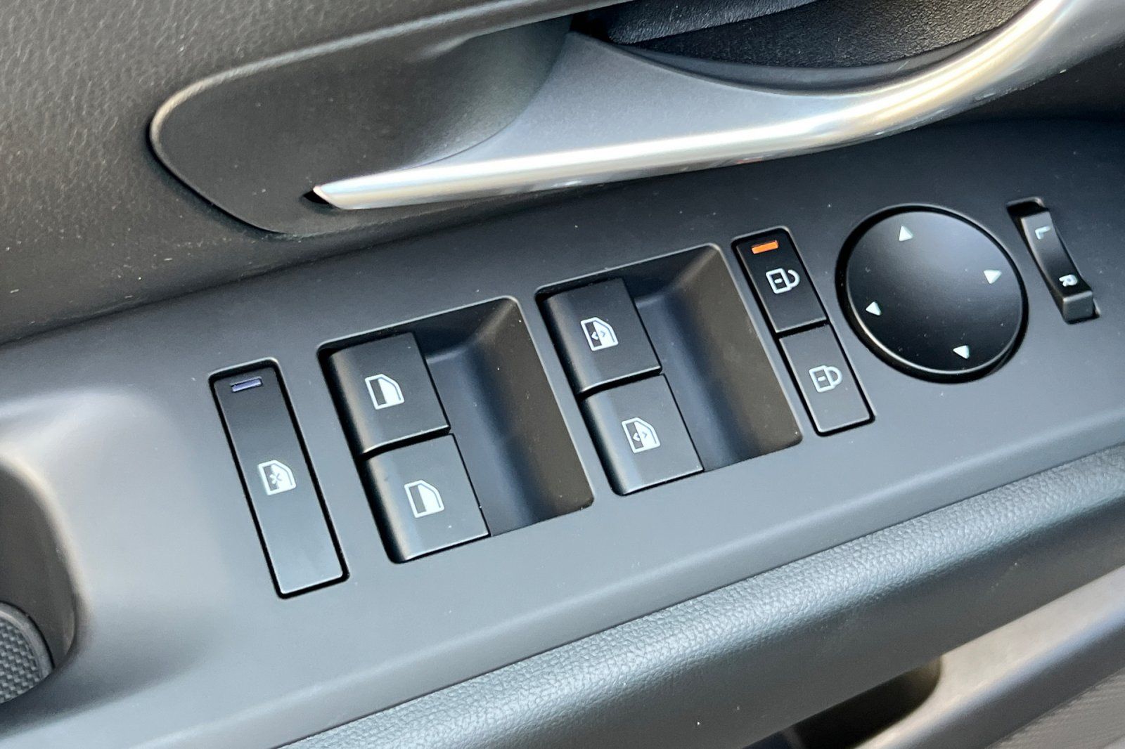 2025 Hyundai Tucson SEL Convenience Image 35 of 36