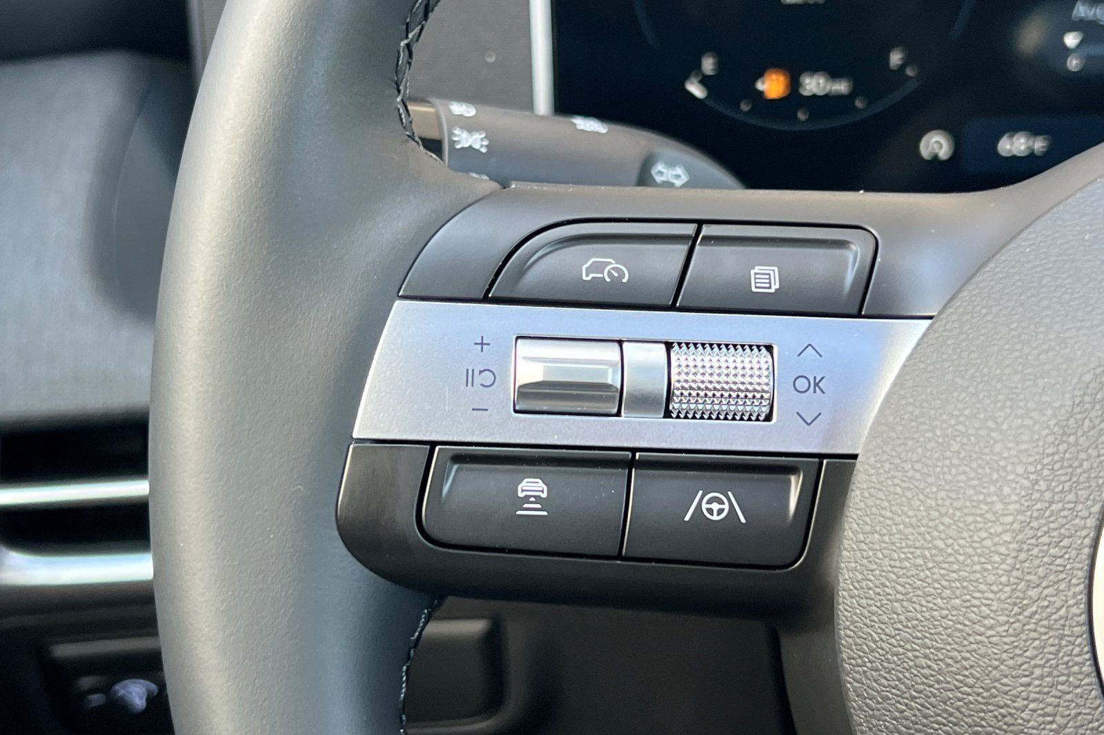 2025 Hyundai Tucson SEL Convenience Image 30 of 36