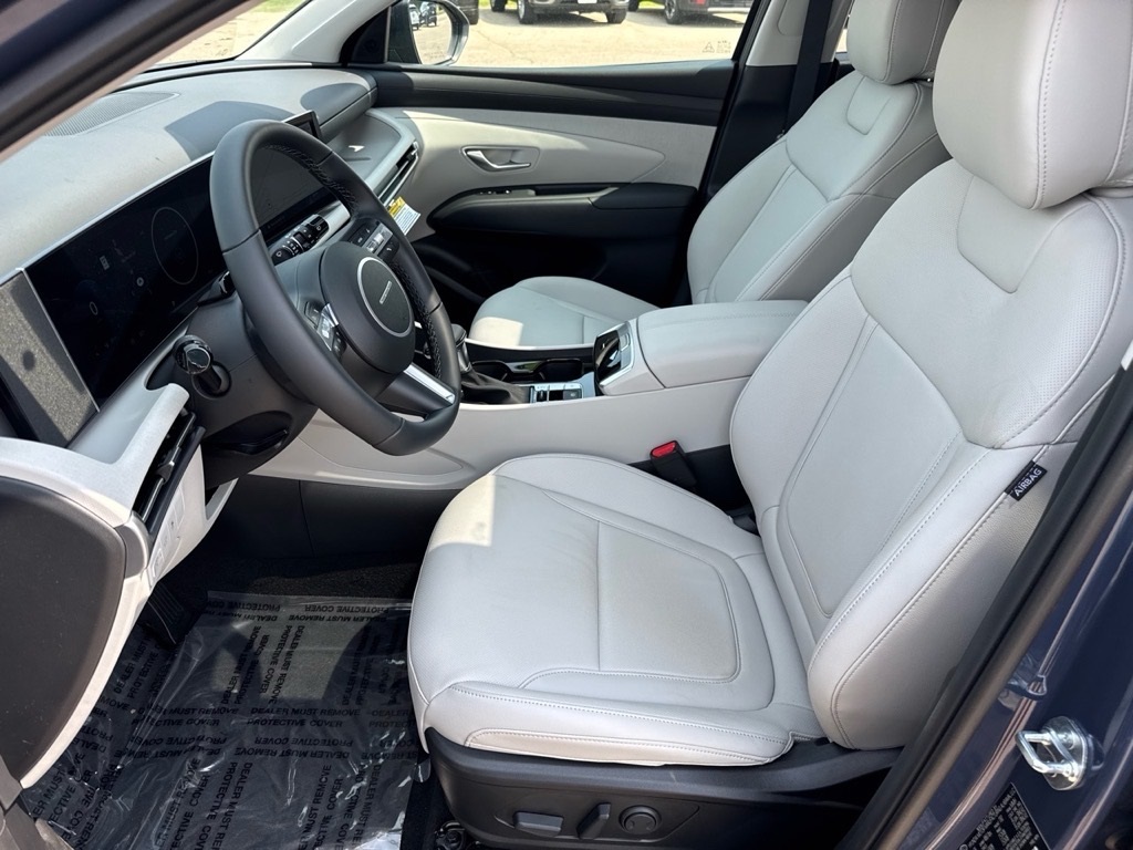 Vehicle image 6 of 12