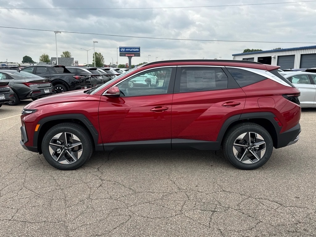 Vehicle image 4 of 12