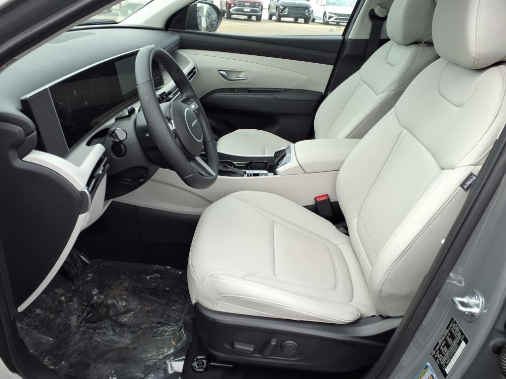 Vehicle image 5 of 12