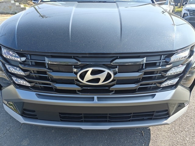 Vehicle image 9 of 40