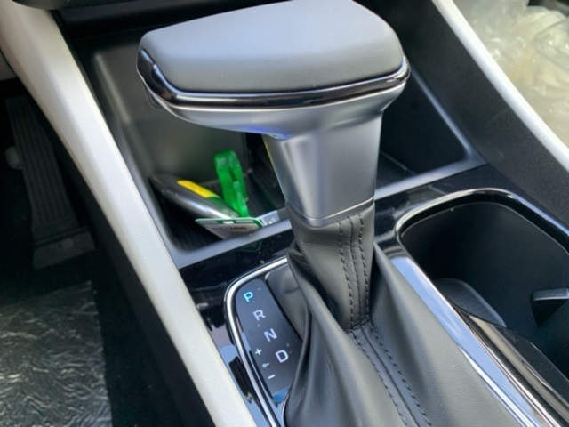 Vehicle image 26 of 40
