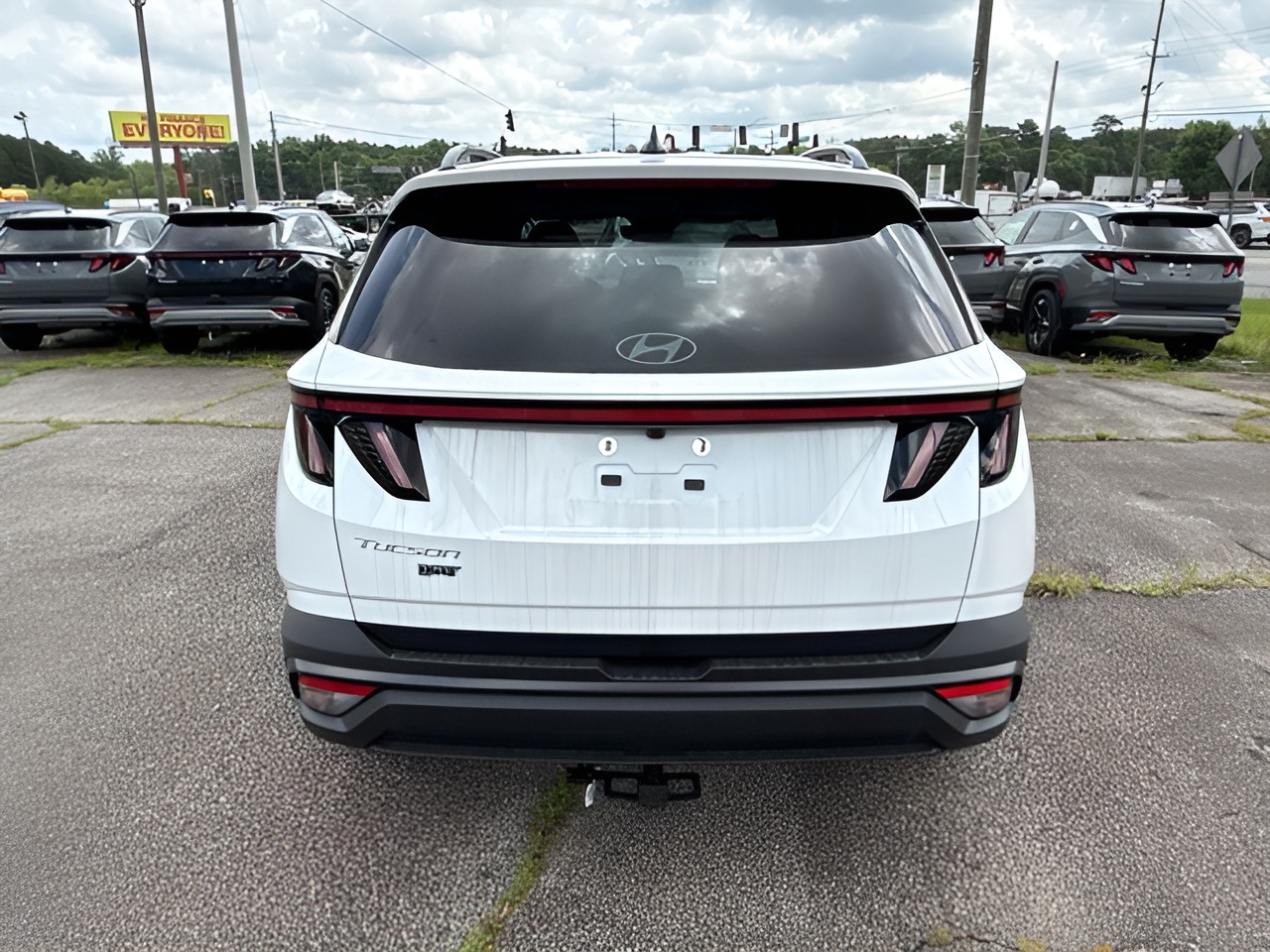 Vehicle image 38 of 40
