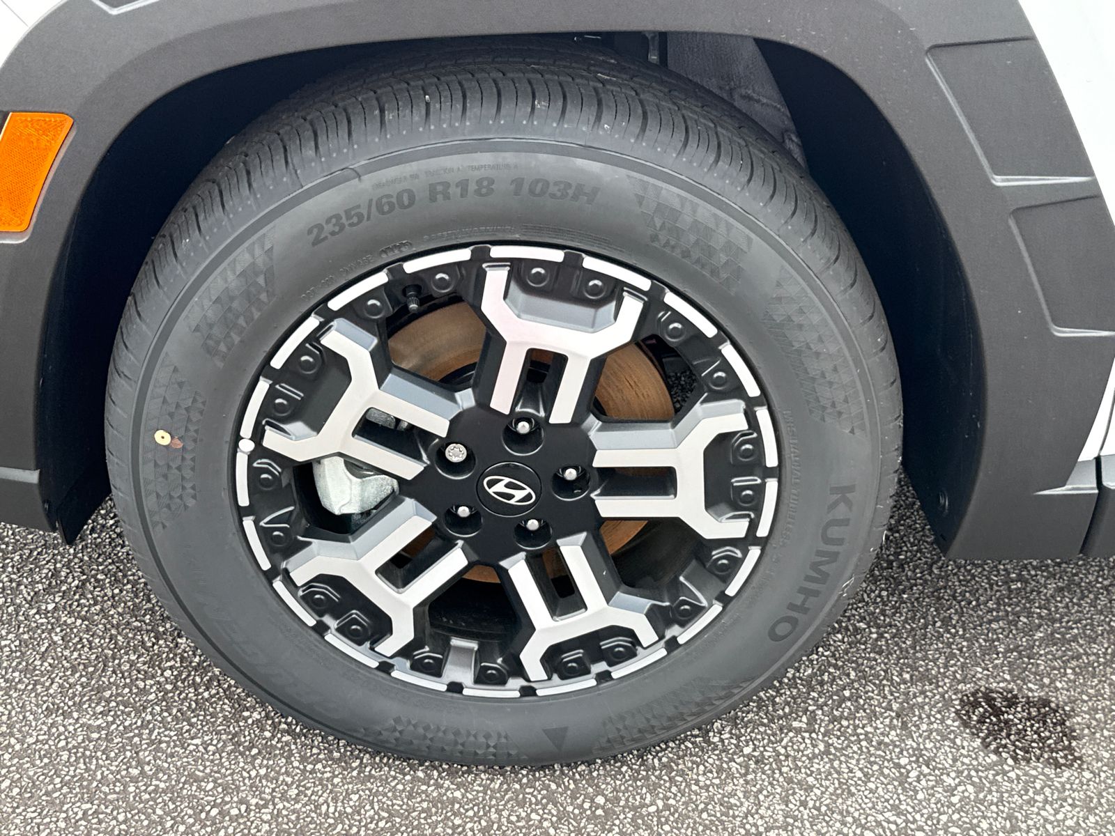 Vehicle image 11 of 40