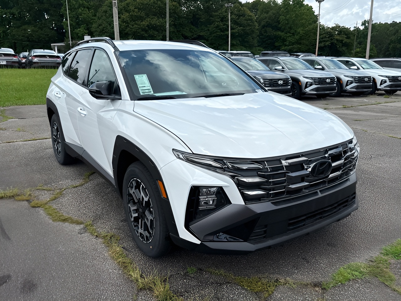 Vehicle image 35 of 40