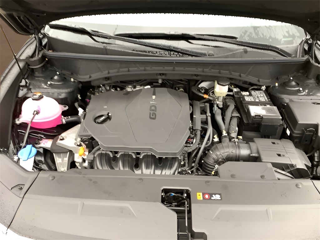 Vehicle image 28 of 30