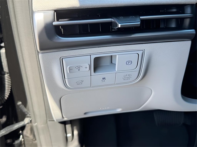 2025 Hyundai Tucson Hybrid Limited Image 21 of 22