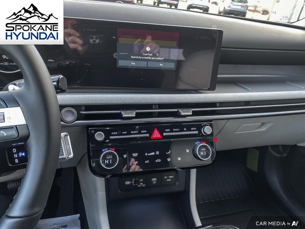 Vehicle image 23 of 29