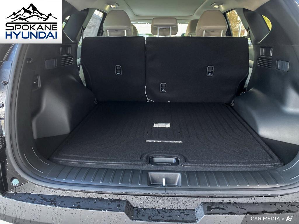 Vehicle image 16 of 29
