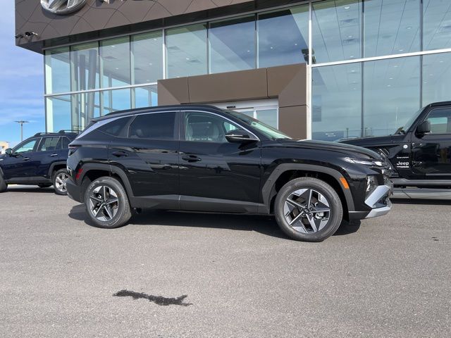 Vehicle image 4 of 23