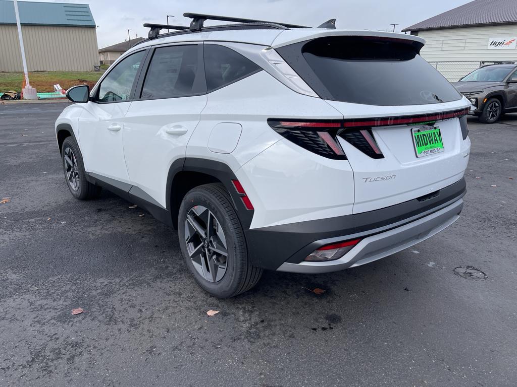 Vehicle image 7 of 40