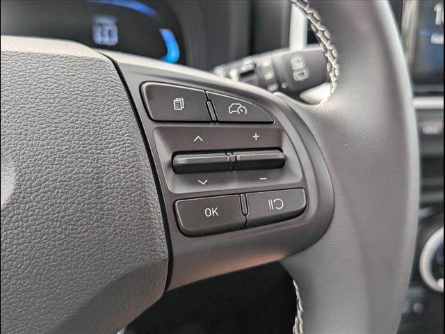 2025 Hyundai Venue Limited Image 13 of 20