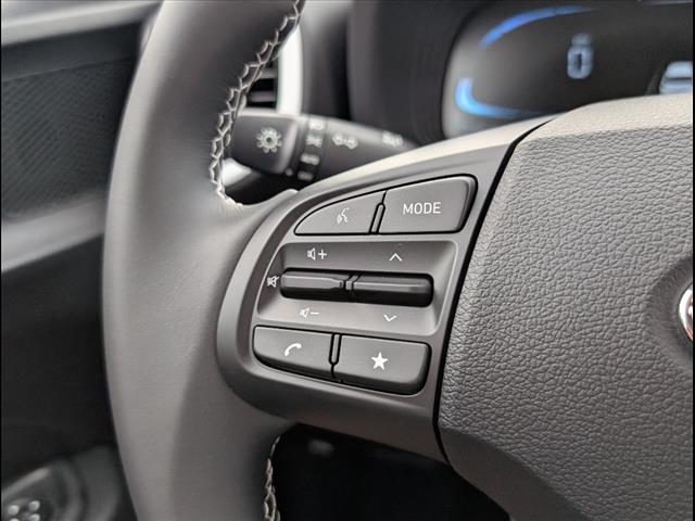 2025 Hyundai Venue Limited Image 15 of 20