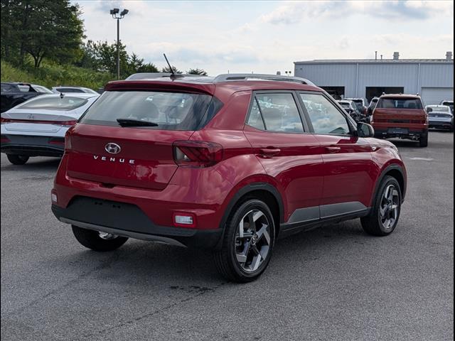2025 Hyundai Venue Limited Image 5 of 20