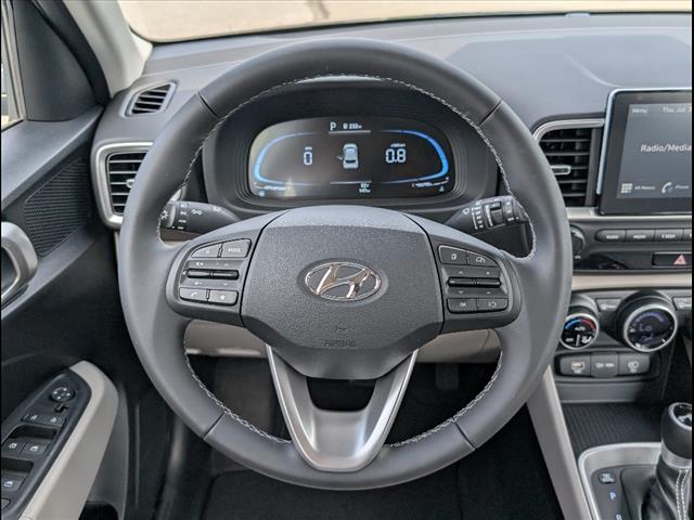 2025 Hyundai Venue SEL Image 21 of 22